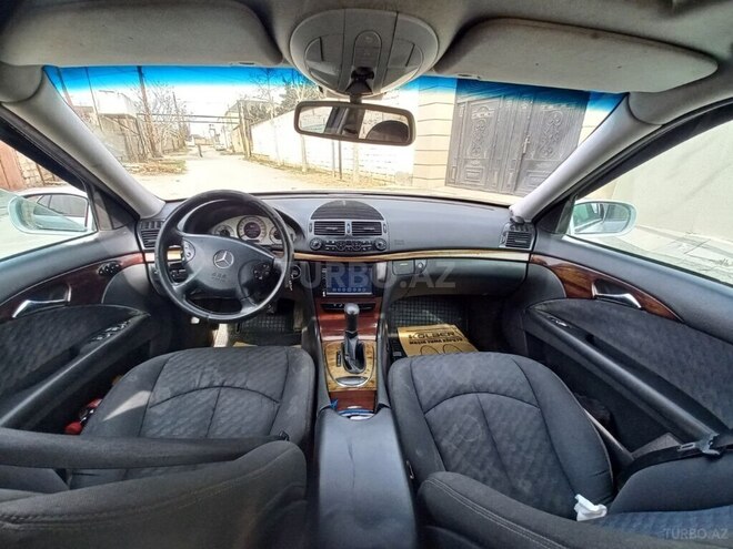 Mercedes E 220 2002, 524,560 km - 2.2 л - Bakı