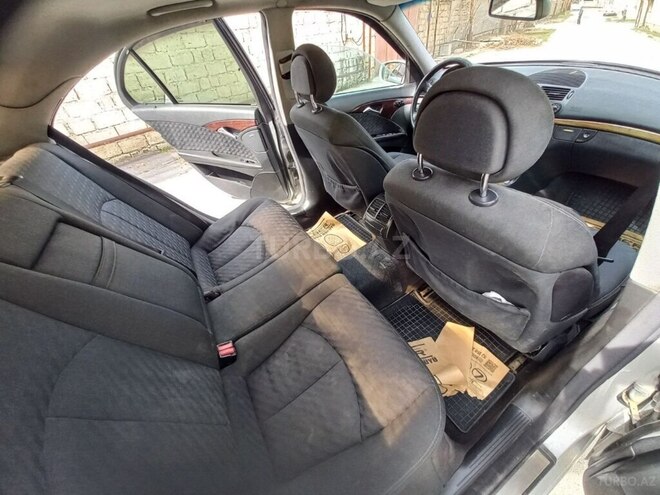 Mercedes E 220 2002, 524,560 km - 2.2 л - Bakı