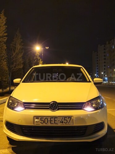 Volkswagen Polo 2013, 249,084 km - 1.6 l - Bakı