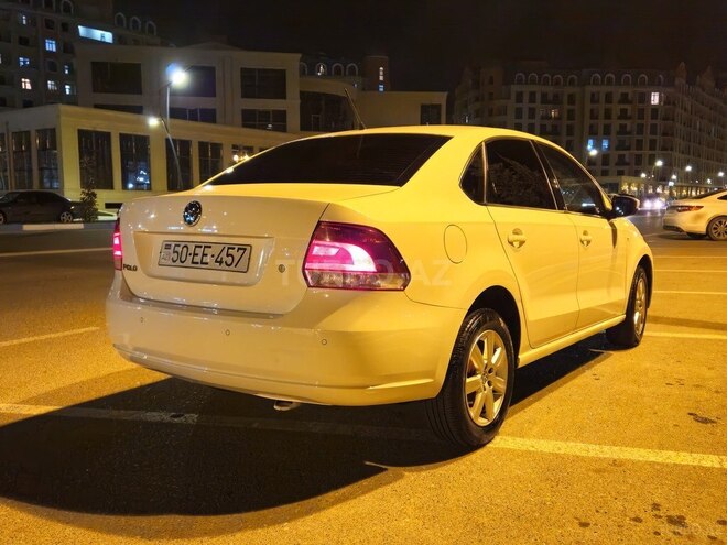 Volkswagen Polo 2013, 249,084 km - 1.6 l - Bakı
