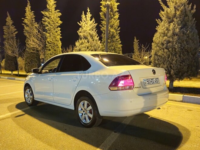 Volkswagen Polo 2013, 249,084 km - 1.6 l - Bakı