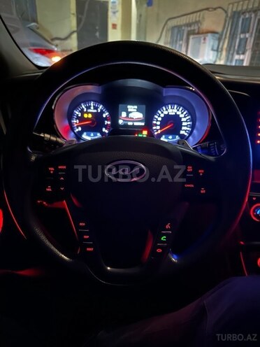 Kia K5 2011, 122,000 km - 2.0 l - Bakı