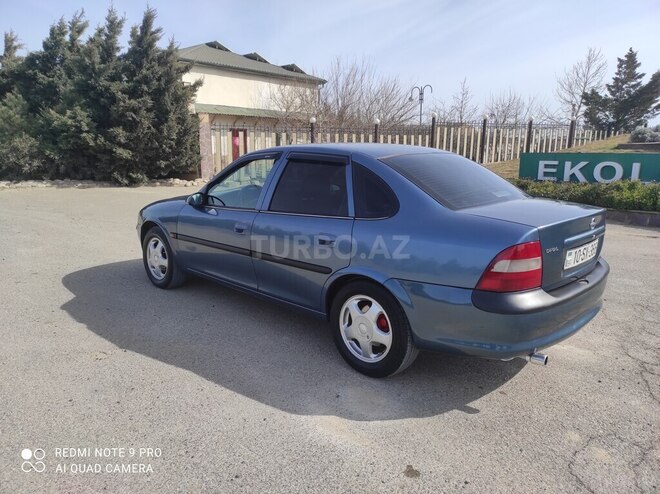 Opel Vectra 1998, 286,345 km - 1.6 l - Bakı