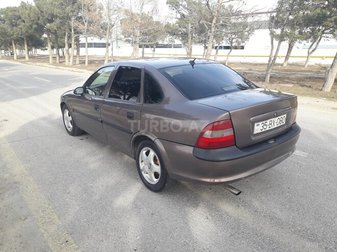 Opel Vectra 1997, 243,567 km - 1.8 l - Sumqayıt