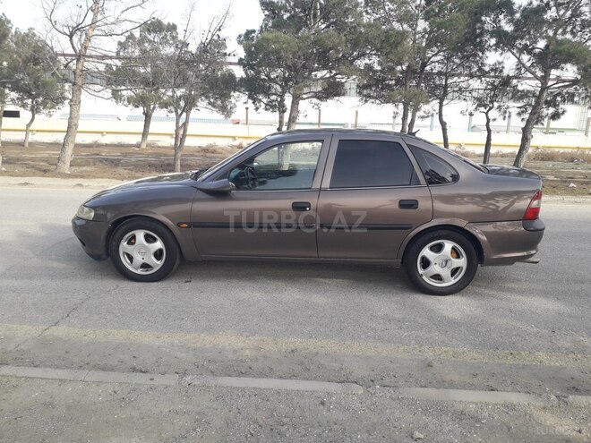 Opel Vectra 1997, 243,567 km - 1.8 l - Sumqayıt