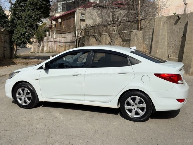 Hyundai Accent 2012, 220,000 km - 1.4 l - Bakı