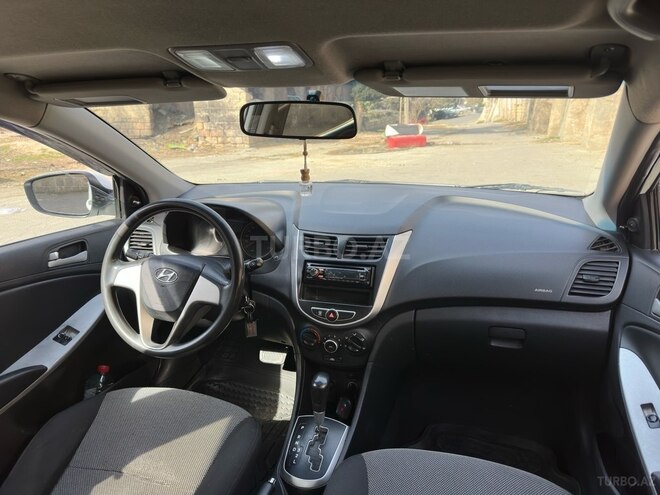 Hyundai Accent 2012, 220,000 km - 1.4 l - Bakı