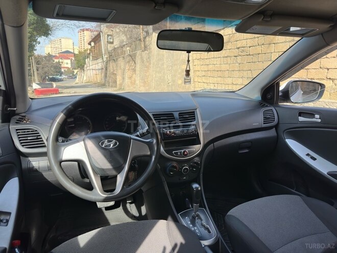 Hyundai Accent 2012, 220,000 km - 1.4 l - Bakı