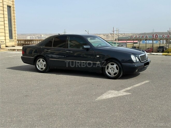 Mercedes E 220 1999, 616,560 km - 2.2 l - Bakı