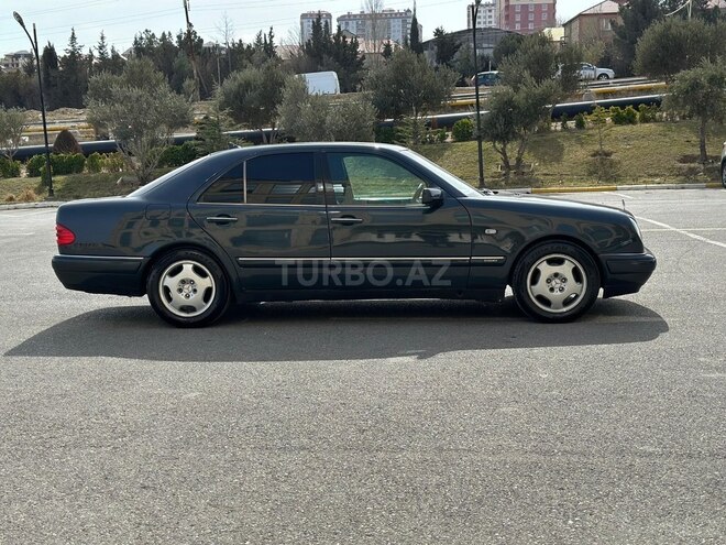 Mercedes E 220 1999, 616,560 km - 2.2 l - Bakı
