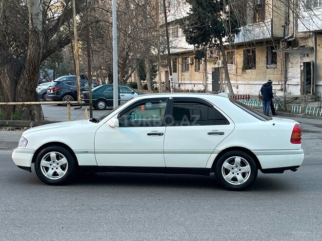Mercedes C 180 1994, 352,200 km - 1.8 л - Bakı