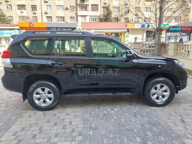 Toyota Prado 2012, 60,900 km - 2.7 l - Bakı