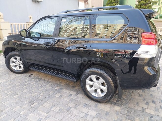Toyota Prado 2012, 60,900 km - 2.7 l - Bakı