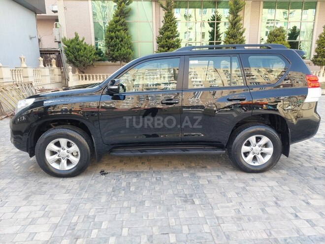 Toyota Prado 2012, 60,900 km - 2.7 l - Bakı