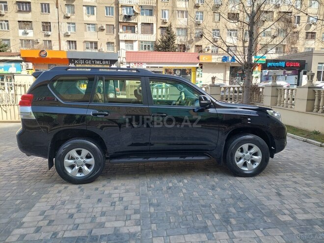 Toyota Prado 2012, 60,900 km - 2.7 l - Bakı
