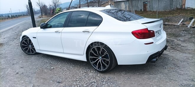 BMW 528 2014, 249,448 km - 2.0 l - Qax
