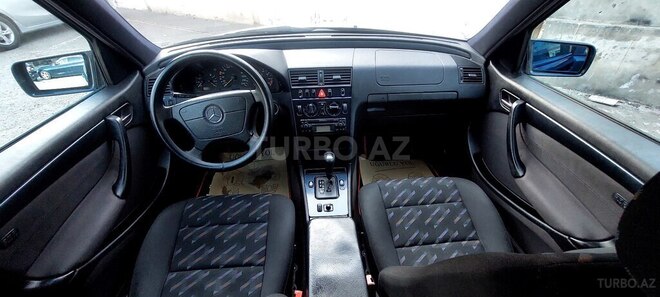 Mercedes C 180 2000, 280,300 km - 1.8 л - Gəncə