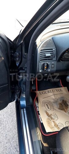 Mercedes C 180 2000, 280,300 km - 1.8 л - Gəncə