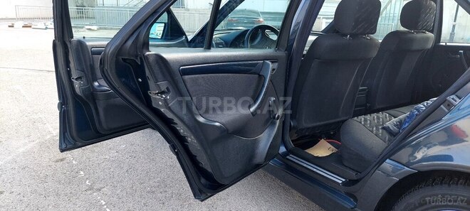 Mercedes C 180 2000, 280,300 km - 1.8 л - Gəncə