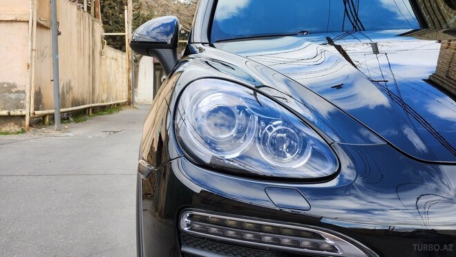 Porsche Cayenne S 2010, 60,000 km - 4.8 l - Bakı