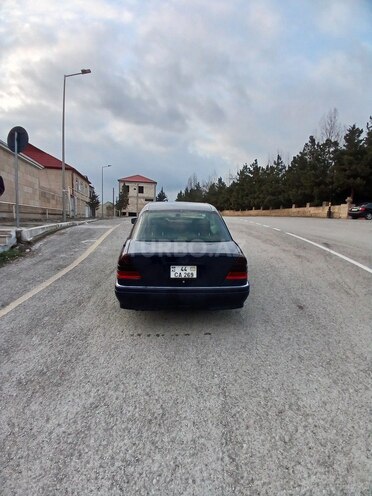 Mercedes C 220 1997, 300,000 km - 2.2 л - Şamaxı