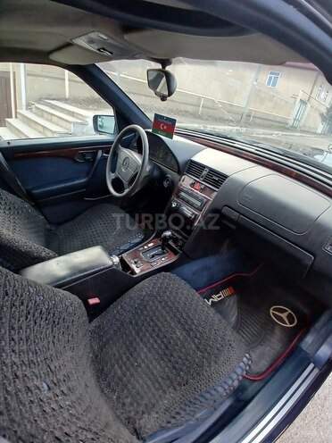 Mercedes C 220 1997, 300,000 km - 2.2 л - Şamaxı