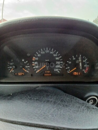 Mercedes C 220 1997, 300,000 km - 2.2 л - Şamaxı