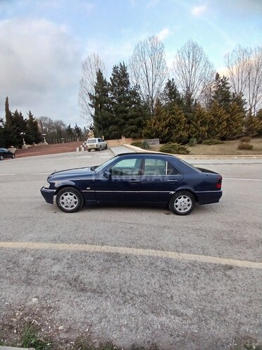 Mercedes C 220 1997, 300,000 km - 2.2 л - Şamaxı