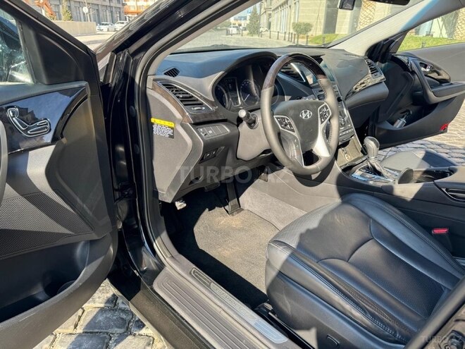 Hyundai Grandeur 2014, 175,280 km - 2.2 л - Bakı