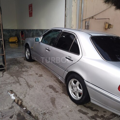 Mercedes C 180 1994, 272,455 km - 1.8 l - Gəncə