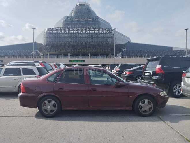 Opel Vectra 1999, 221,472 km - 1.6 l - Bakı
