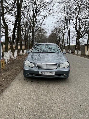 Mercedes C 230 2004, 225,000 km - 1.8 l - Bakı