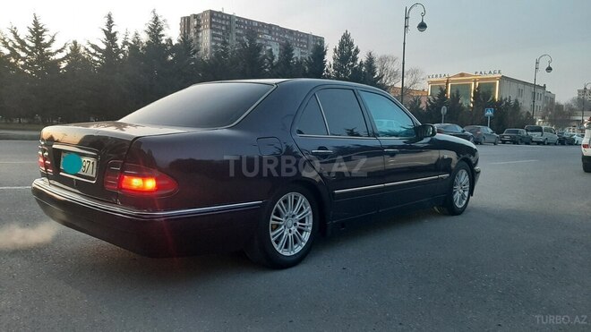 Mercedes E 230 1997, 352,896 km - 2.3 l - Bakı