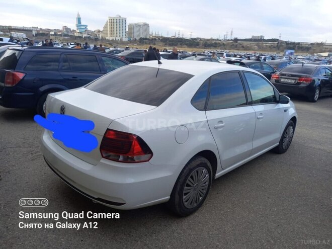 Volkswagen Polo 2018, 217,358 km - 1.8 л - Bakı