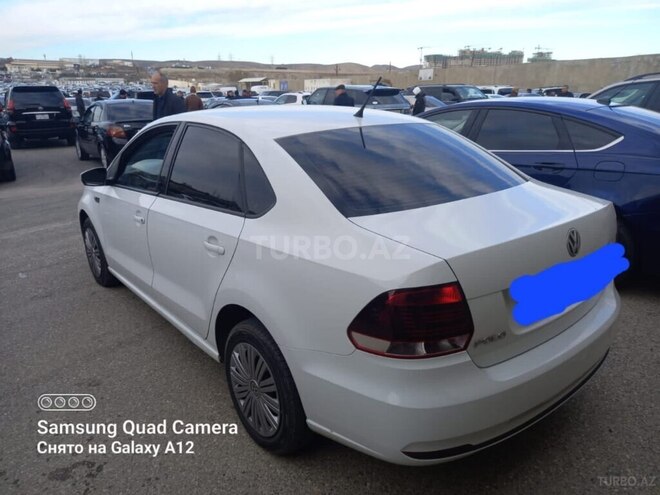 Volkswagen Polo 2018, 217,358 km - 1.8 л - Bakı