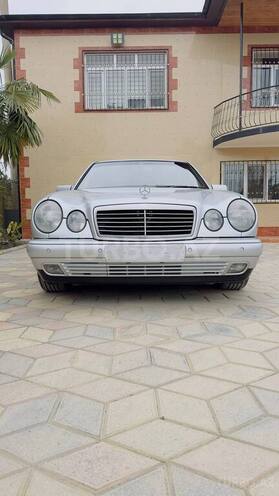 Mercedes E 240 1998, 325,678 km - 2.4 l - Masallı