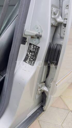 Mercedes E 240 1998, 325,678 km - 2.4 l - Masallı