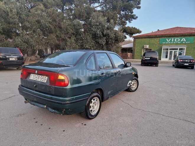 Volkswagen Polo 1996, 345,861 km - 1.6 l - Sumqayıt