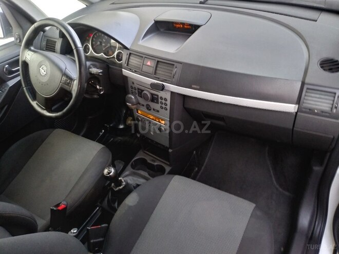 Opel Meriva 2010, 335,000 km - 1.3 l - Ucar