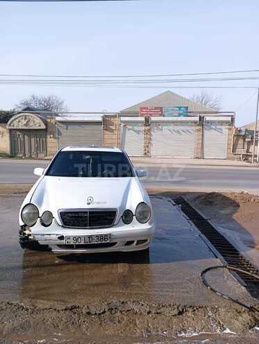 Mercedes E 220 1998, 250,000 km - 2.2 l - Bakı