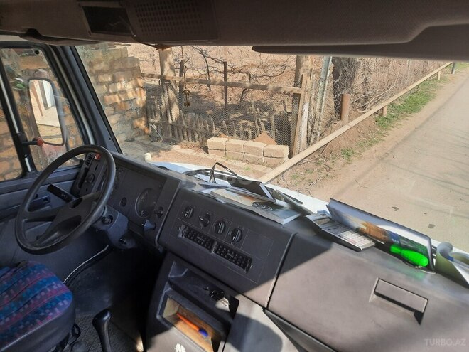 Mercedes 814 D 1993, 555,555 km - 4.0 l - Beyləqan