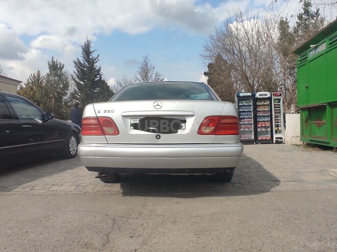 Mercedes E 320 1996, 400,000 km - 3.2 l - Sabirabad