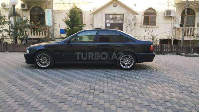 BMW 530 2001, 363,000 km - 3.0 l - Bakı