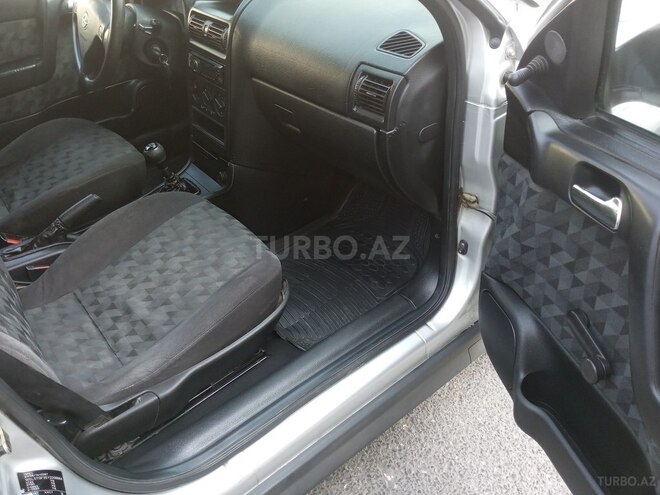 Opel Astra 2000, 350,000 km - 1.6 l - Bakı