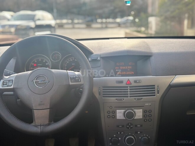 Opel Astra 2006, 370,000 km - 1.4 l - Bakı