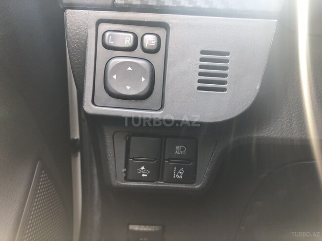 Toyota Corolla 2015, 77,000 km - 1.5 l - Bakı