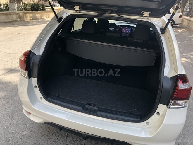 Toyota Corolla 2015, 77,000 km - 1.5 l - Bakı