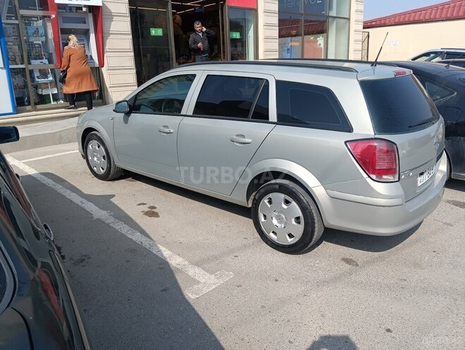 Opel Astra 2006, 216,385 km - 1.3 l - Bakı