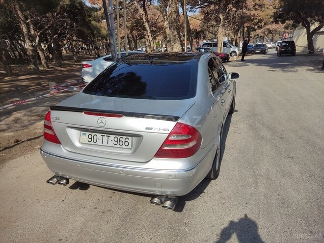 Mercedes E 270 2002, 296,000 km - 2.7 l - Bakı