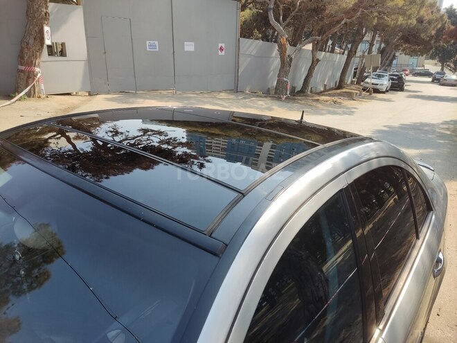 Mercedes E 270 2002, 296,000 km - 2.7 l - Bakı